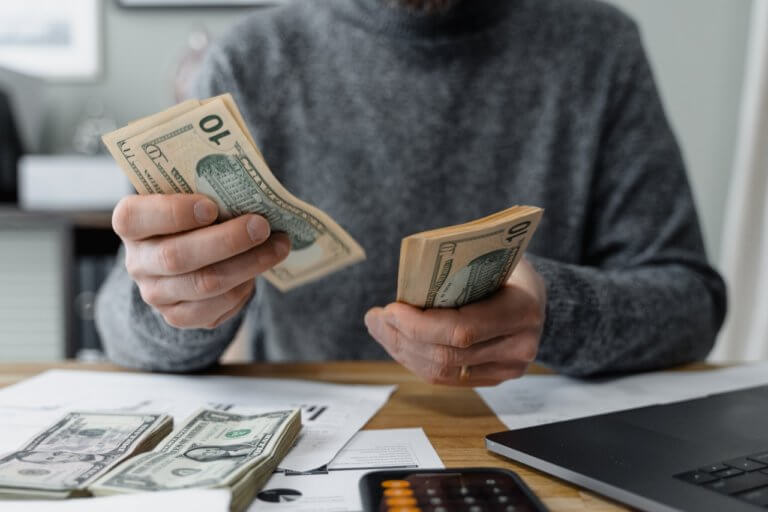 Instant cash loans