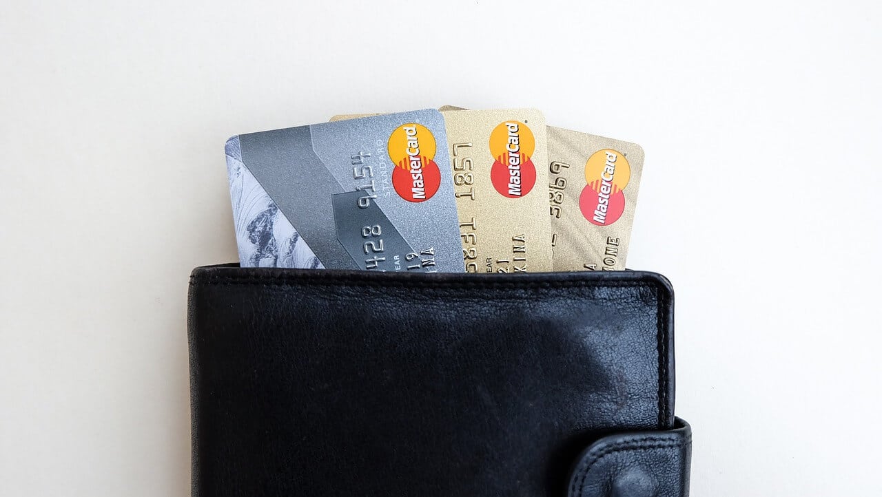 can credit card companies garnish wages