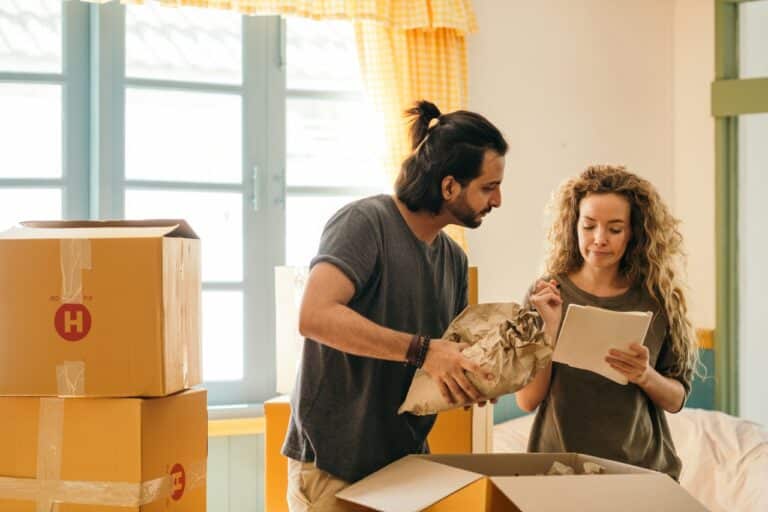 Can you pay rent with cash?