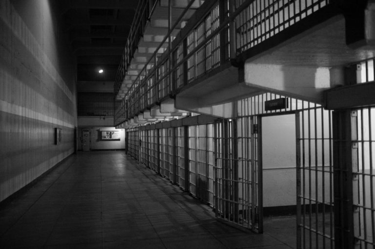 Can you go to jail for not paying loans