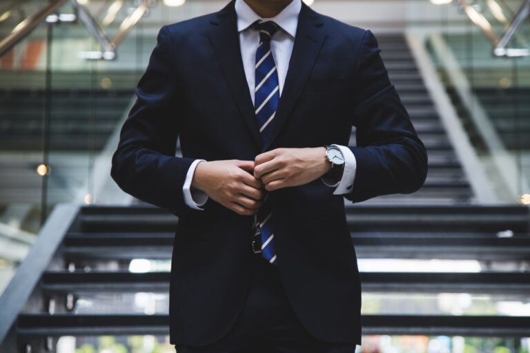 Jobs that pay 100k a year without a degree