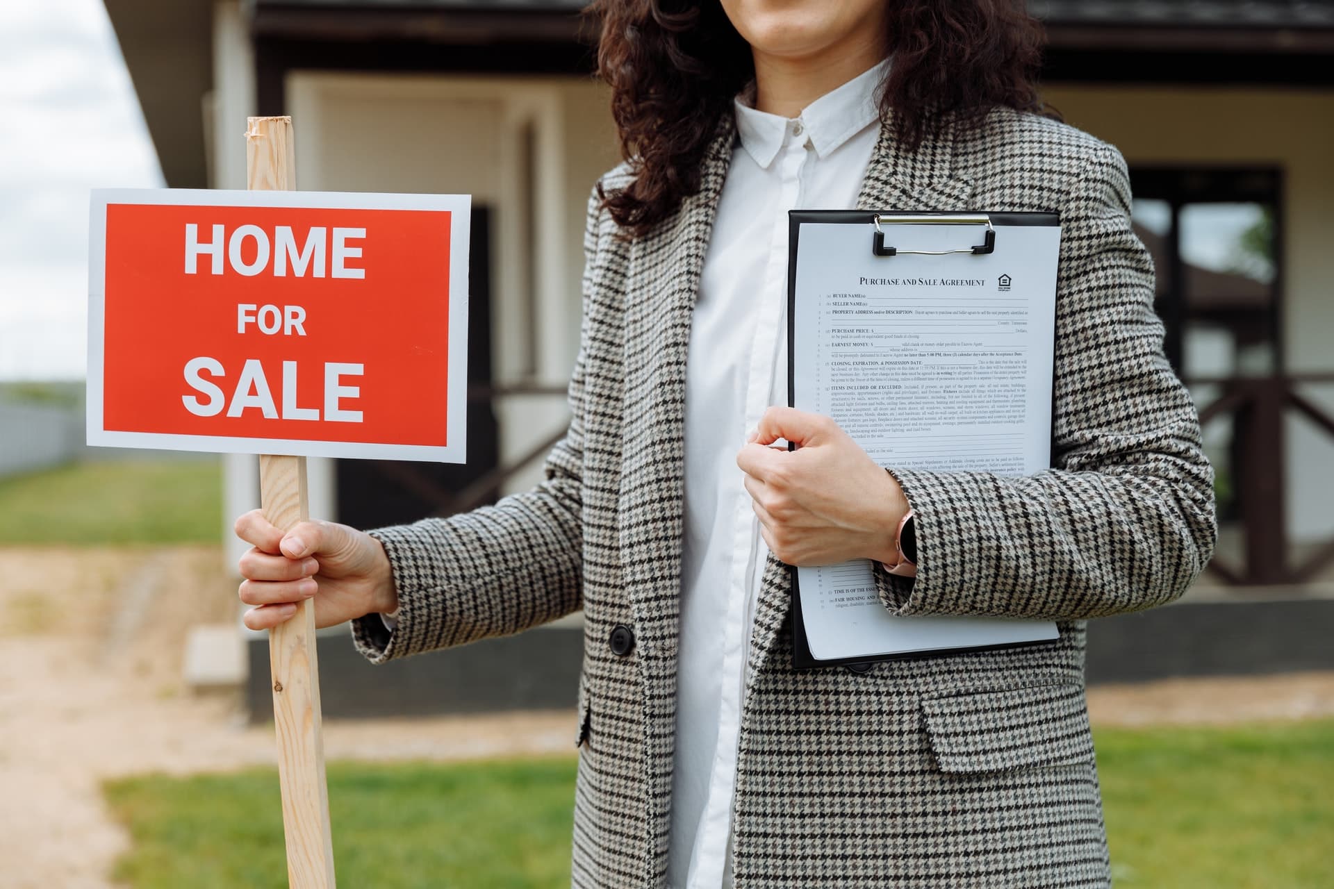 can you buy a house with bad credit
