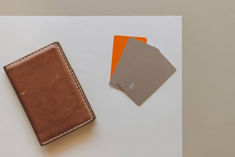 What does closed account mean on credit report