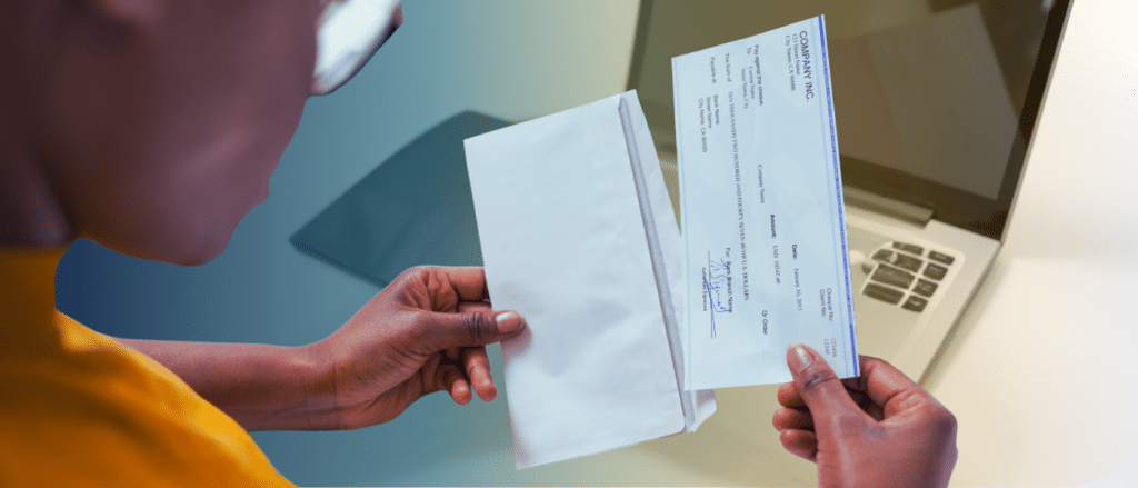 Why Everyone Is Living Paycheck to Paycheck?
